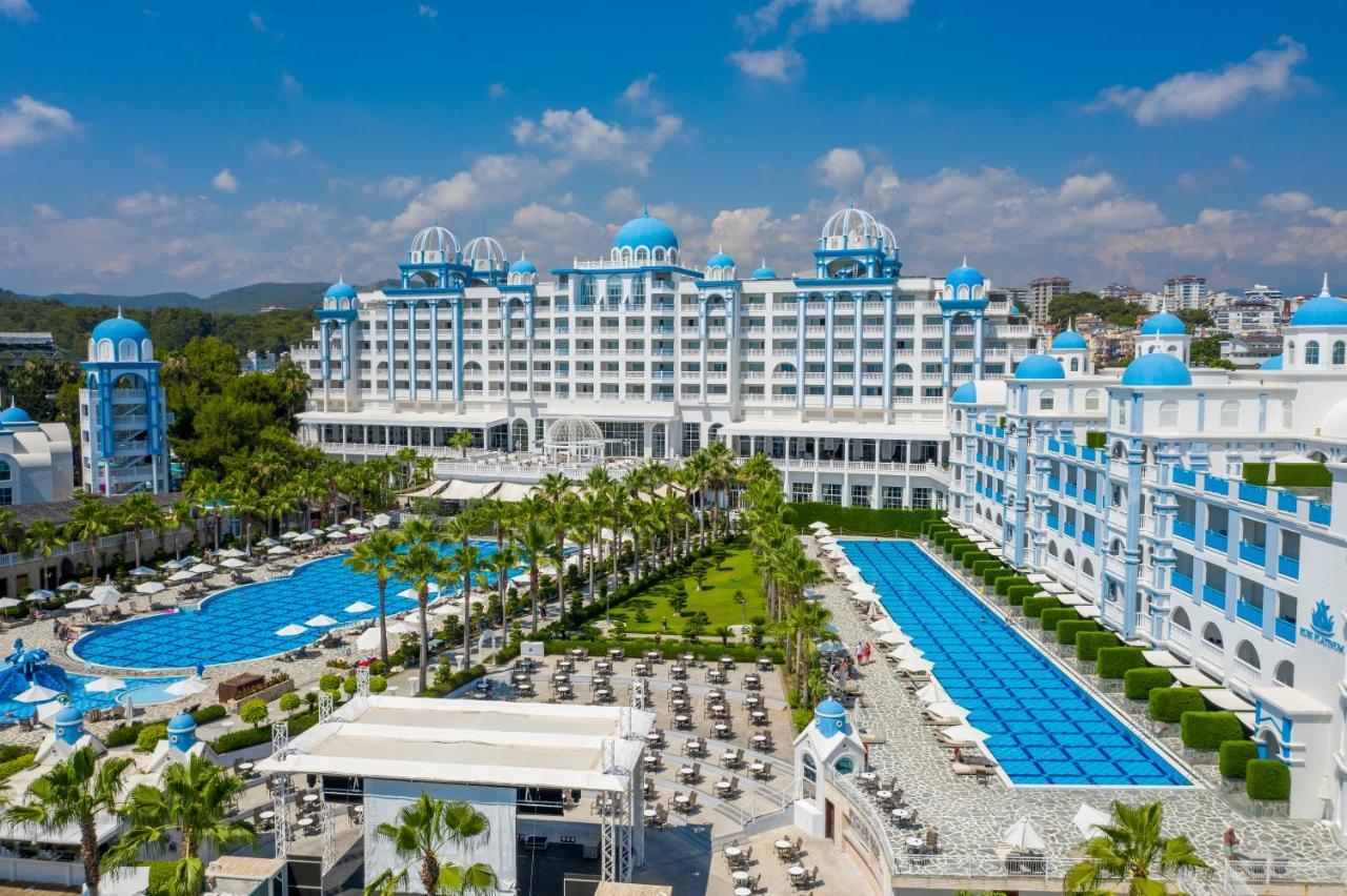 Rubi Platinum Spa Resort & Suites เอาซัลลาร์ ภายนอก รูปภาพ