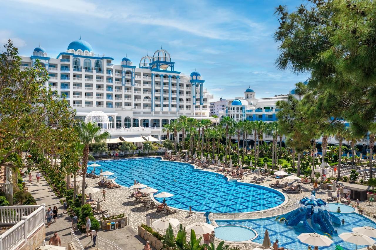 Rubi Platinum Spa Resort & Suites เอาซัลลาร์ ภายนอก รูปภาพ