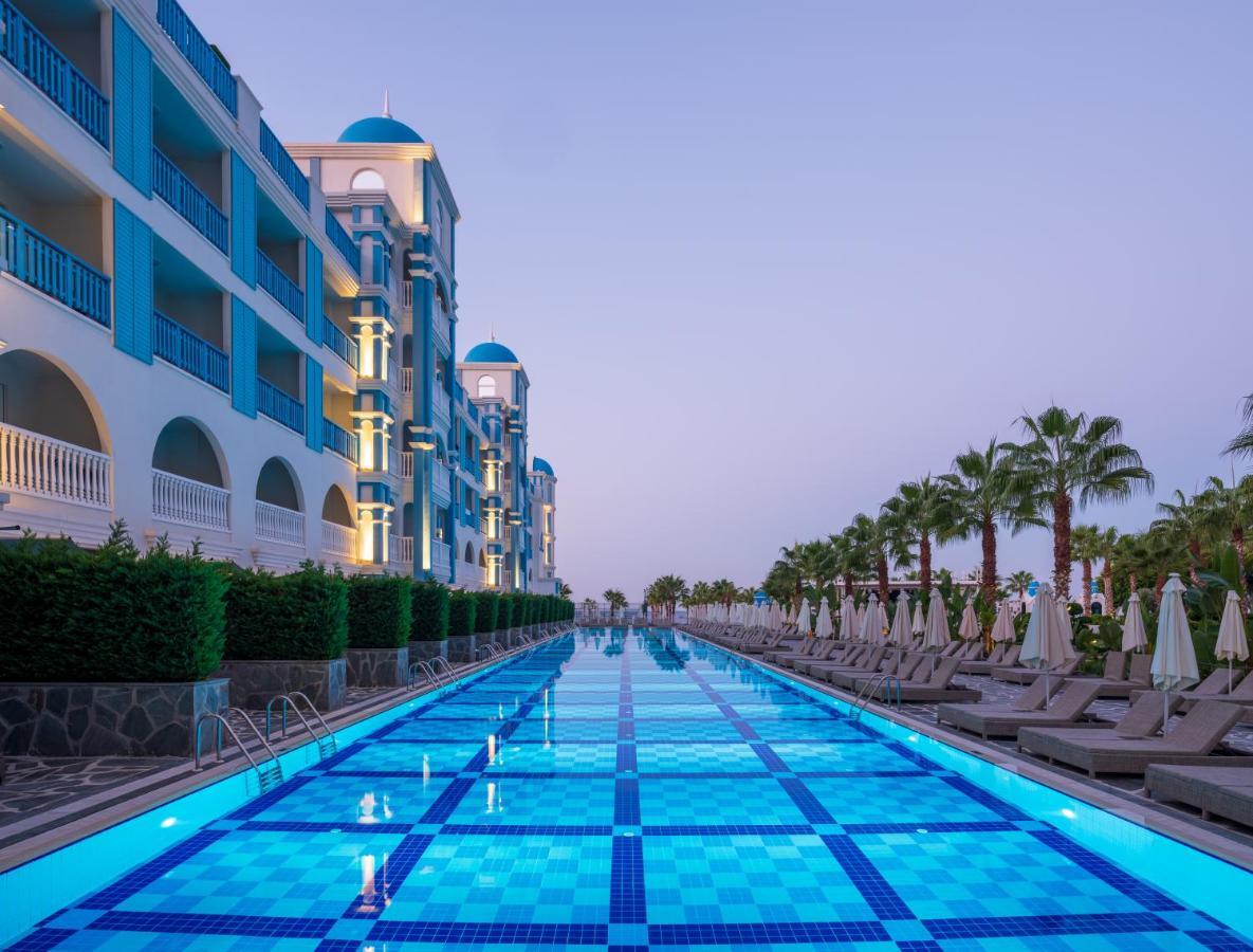 Rubi Platinum Spa Resort & Suites เอาซัลลาร์ ภายนอก รูปภาพ